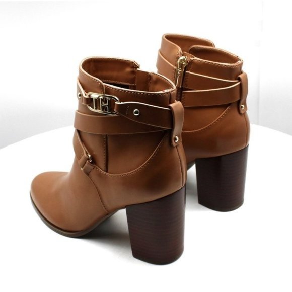 Tommy Hilfiger Darhla Block Heel Bootie (size 7.5) - Picture 7 of 8